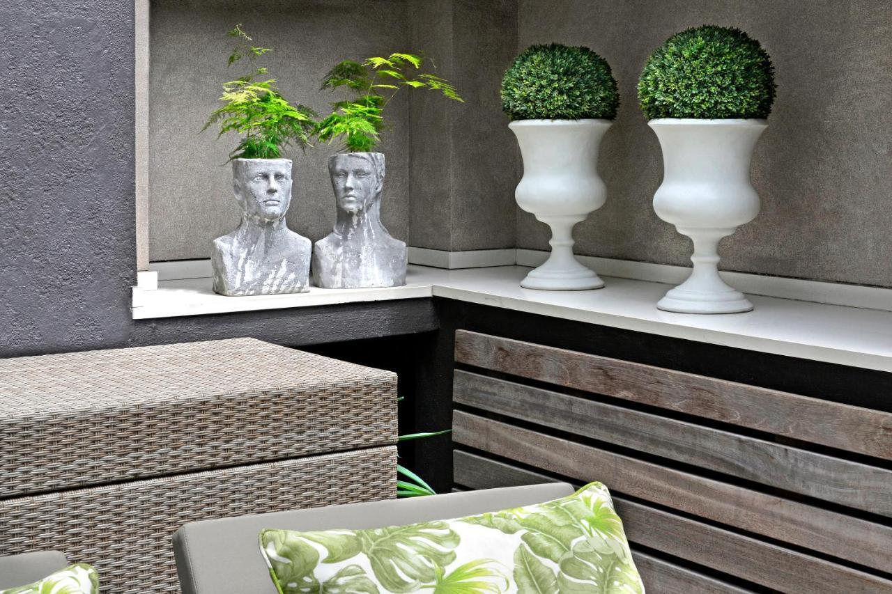 Le Petit Bijou Apartment Франшхоек Екстериор снимка