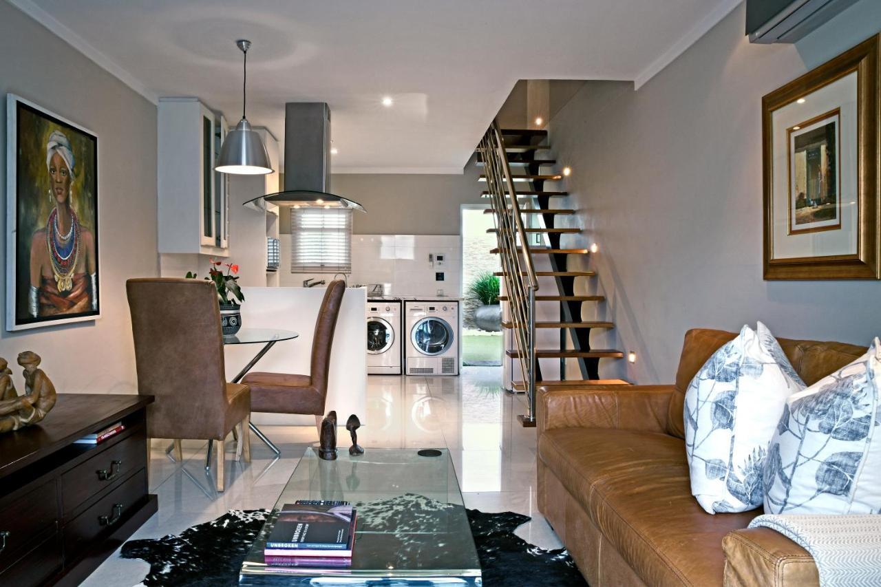 Le Petit Bijou Apartment Франшхоек Екстериор снимка